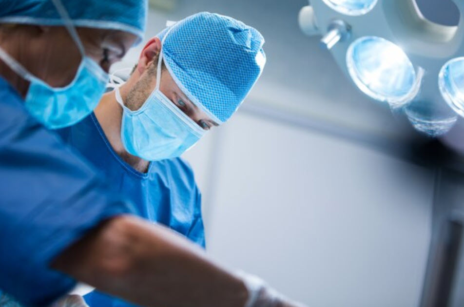 Minimally Invasive Surgery Revolutionizes Spine Surgeries